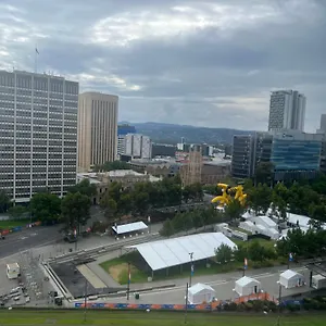  Apartment 11 Victoria Square